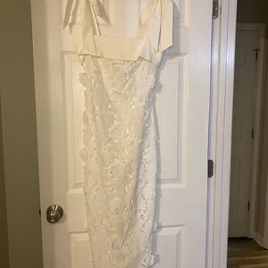 Elegant White Floral Lace Dress